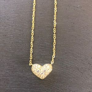 Kendra Scott necklace